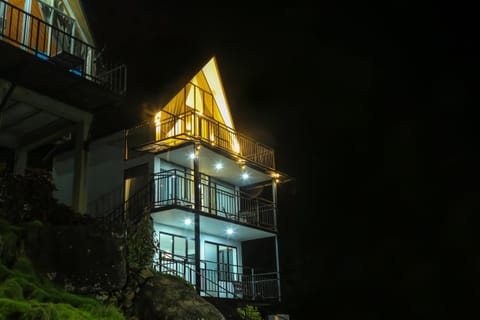 Property building, Night