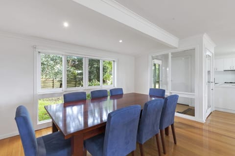 Beach Side House in Aireys Inlet