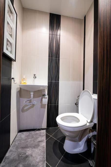 При Галя / Прекрасен апартамент в тих квартал Apartment in Varna