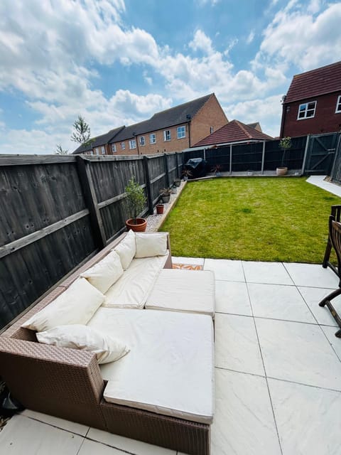 Cosy & Chic in great location near Loughborough Uni & East Midlands Airport Apartment in Loughborough