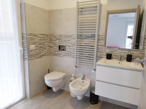 Riva's slim house 2 Apartment in Riva del Garda