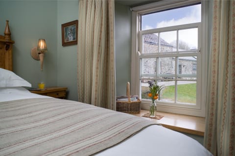 Nantgwynfaen Organic Farm Wales Farm Stay in Wales