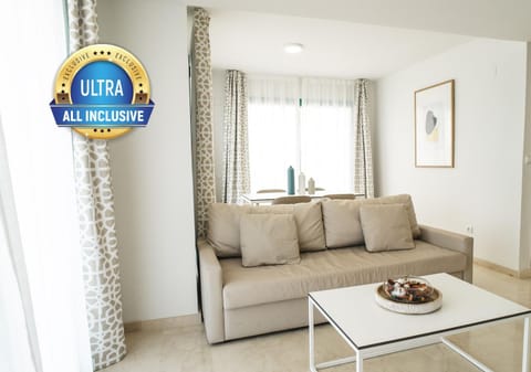 Magic Atrium Beach Apartment in Marina Baixa