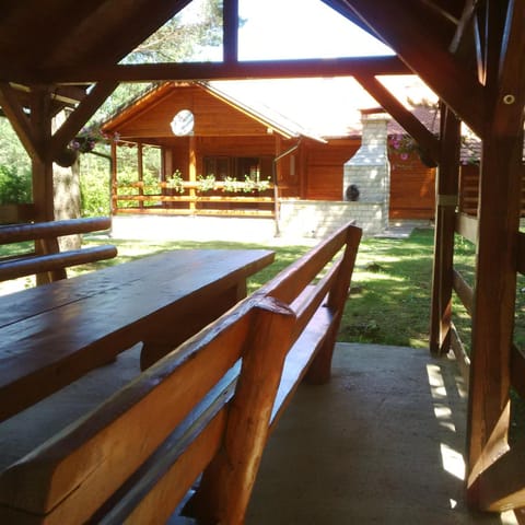 Day, BBQ facilities, Garden, Seating area, Dining area, Garden view