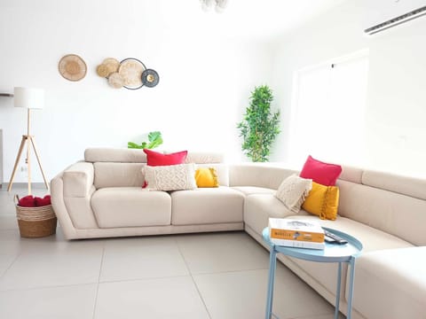 Living room, air conditioner