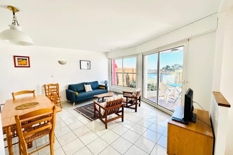 Charmante maison les pieds dans l'eau House in Ploemeur