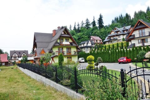Property building, Spring