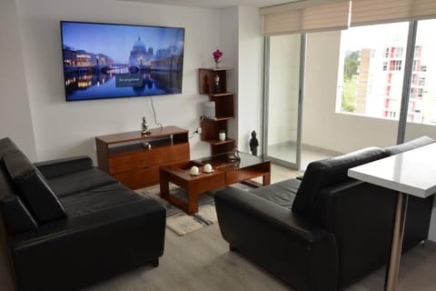Communal lounge/ TV room, TV and multimedia, Living room, Seating area