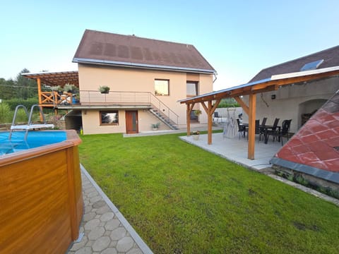Property building, Garden, Garden