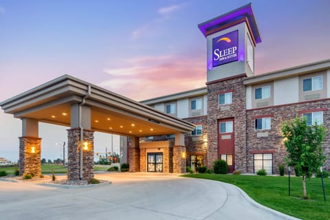 Property building, Facade/entrance, Property logo or sign