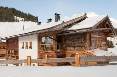 Property building, Winter