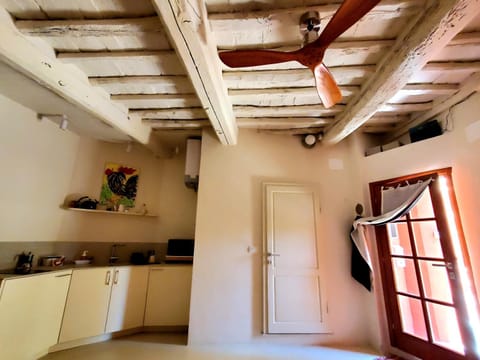 CASINA Toscana con cucina e Wi-Fi veloce Apartment in Campiglia Marittima
