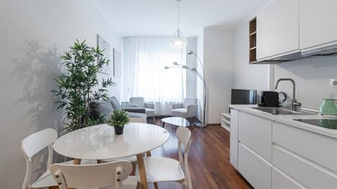 Kitchen or kitchenette, Living room, Dining area