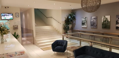 Lobby or reception, Seating area
