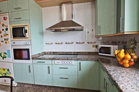 TESS Villa Smile House in Alhaurín de la Torre