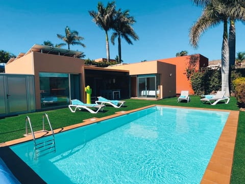Day, Garden, Garden view, Pool view, Swimming pool, sunbed