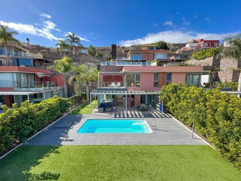 Patio, Garden, Balcony/Terrace, Swimming pool
