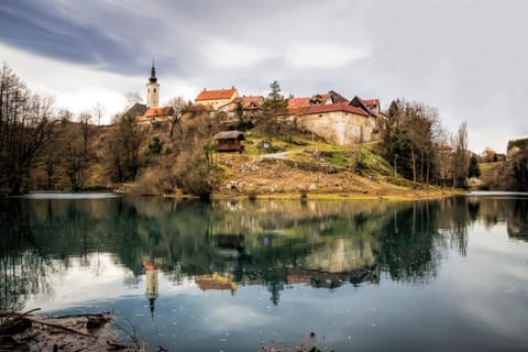 Nearby landmark, Natural landscape