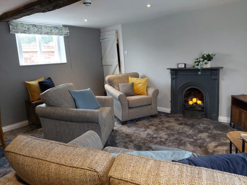 The White Hart Apartment Church View Apartment in Staffordshire Moorlands District