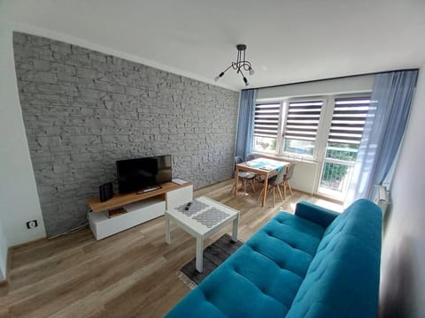 Communal lounge/ TV room, TV and multimedia, Living room, Seating area