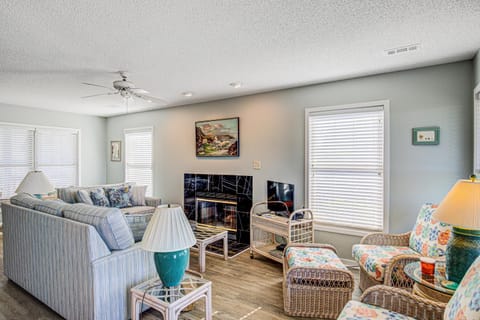 TBSP2125A Baylin A - Serenity Point House in Topsail Beach