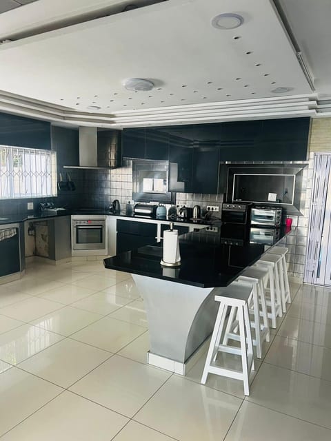 African Haven Guest House Bed and Breakfast in Cape Town