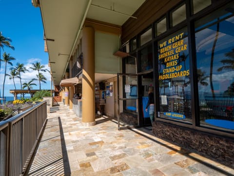 Top Floor Oceanfront location with great swimming and snorkeling MKM809 House in Wailea