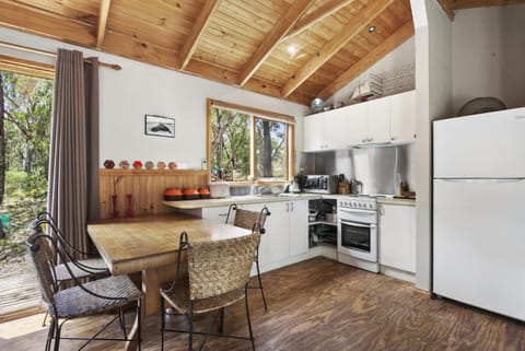 Tajm - BYO Linen House in Aireys Inlet