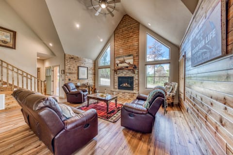Living room, Seating area, Mountain view, fireplace, furniture