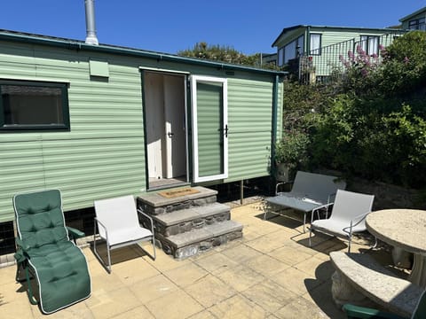 Barmouth Pet-Friendly 2-Bed Caravan with Sea View House in Wales