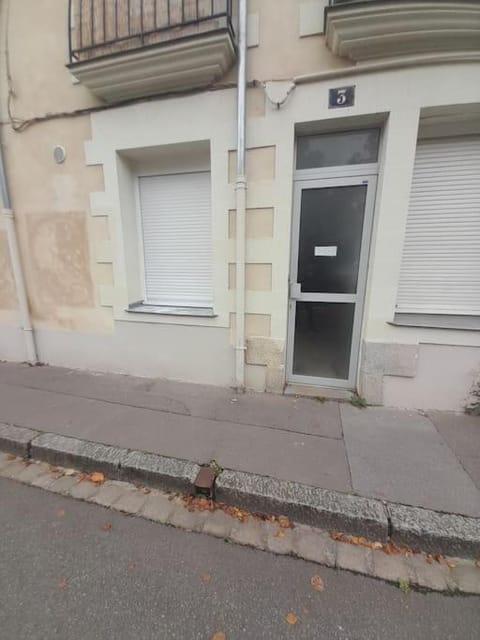 Nantes Mangin-direct gare-parking-proche commerces Apartment in Nantes