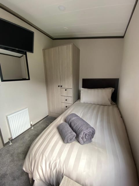 Riverwood Lodge House in England