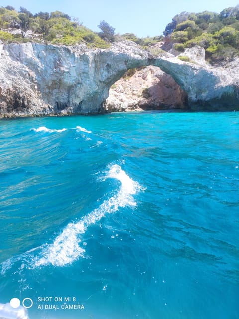 Квартира в центре города-курорта рядом с пляжем Apartment in Euboea