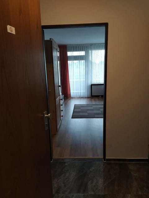 B606, Schönes Appartement in ruhiger Lager Apartment in Koblenz