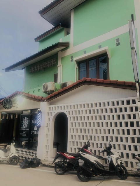 Bluegelatohousekohtao Hotel in Ko Tao