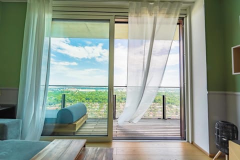 View (from property/room), Balcony/Terrace, Living room, Seating area