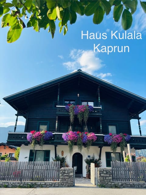 Haus Kulala - Zentrale Apartments in Kaprun Apartment in Piesendorf