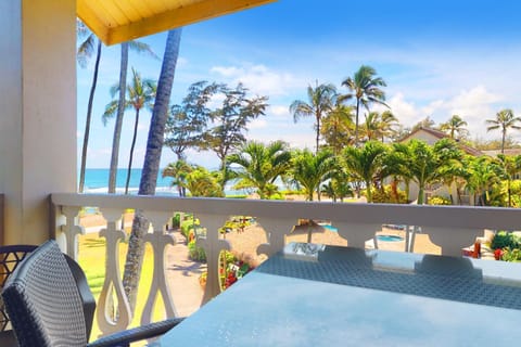 Islander on the Beach 333 Hotel in Waipouli Beach