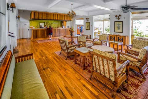 Islander on the Beach 211 Hotel in Waipouli Beach