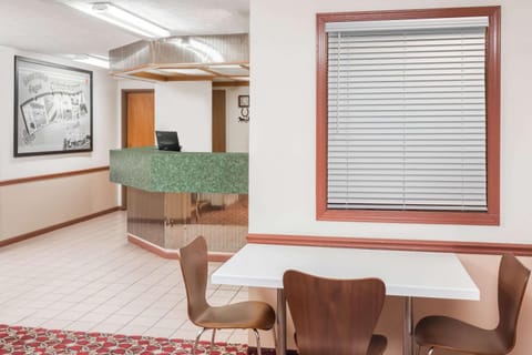 Lobby or reception, On site