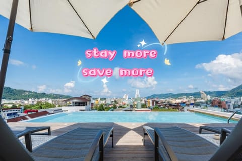 Day, Pool view, Swimming pool, sunbed