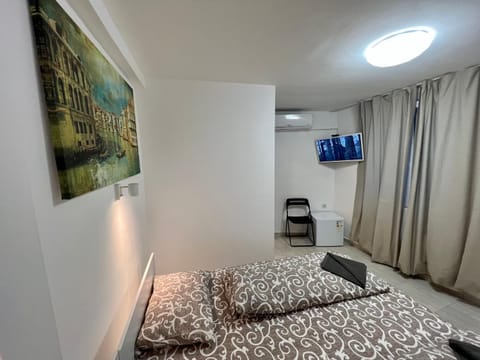 The rainbow 1 & free motorcycle parking Apartment in Sofia