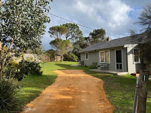 Nunyara - BYO Linen House in Aireys Inlet