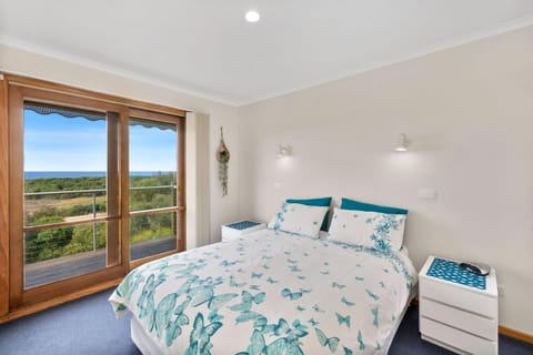 Ocean Breeze Fairhaven - BYO Linen House in Aireys Inlet