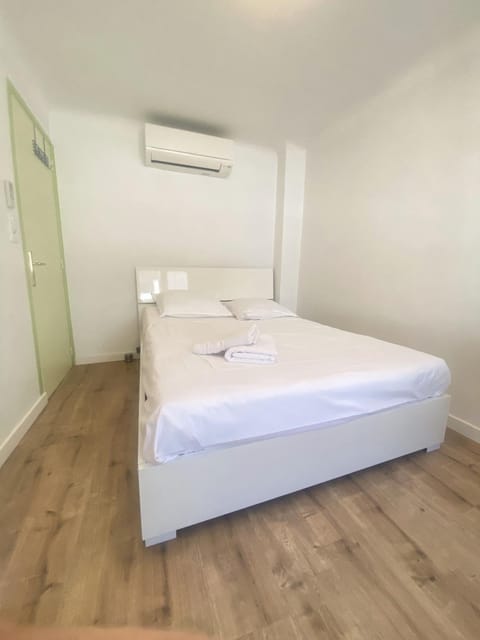 La Clé Maison de ville, Clim, WiFi à La Bayore Apartment in Hyères