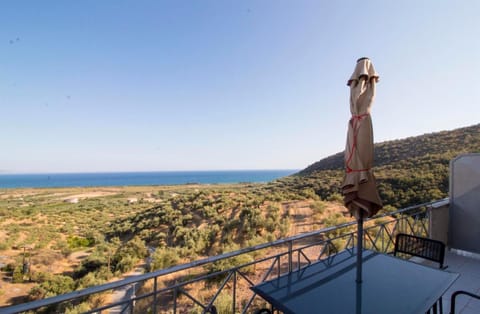 Natural landscape, View (from property/room), Balcony/Terrace, Mountain view, Sea view