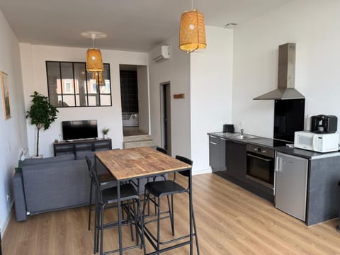 Communal lounge/ TV room, TV and multimedia, Kitchen or kitchenette, kitchen, kitchen