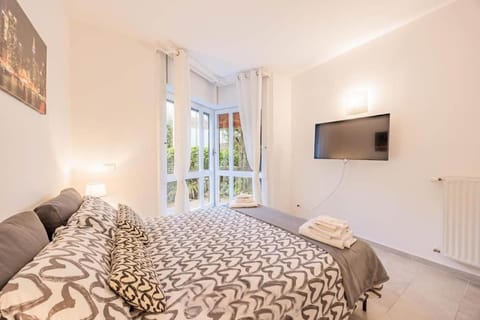 GUISCI BEACH HOUSE - Free Private Parking Apartment in Sanremo