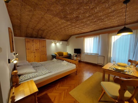 Bed, Living room, Bedroom