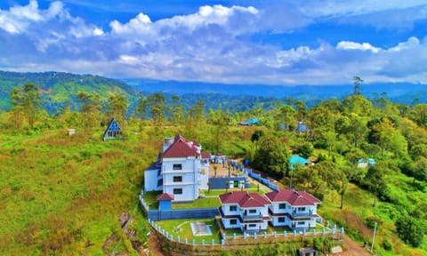 Property building, Spring, Day, Natural landscape, Bird's eye view, View (from property/room), Mountain view